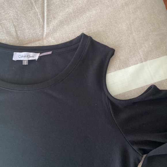 Women’s Long Sleeve Top - Picture 2 of 6